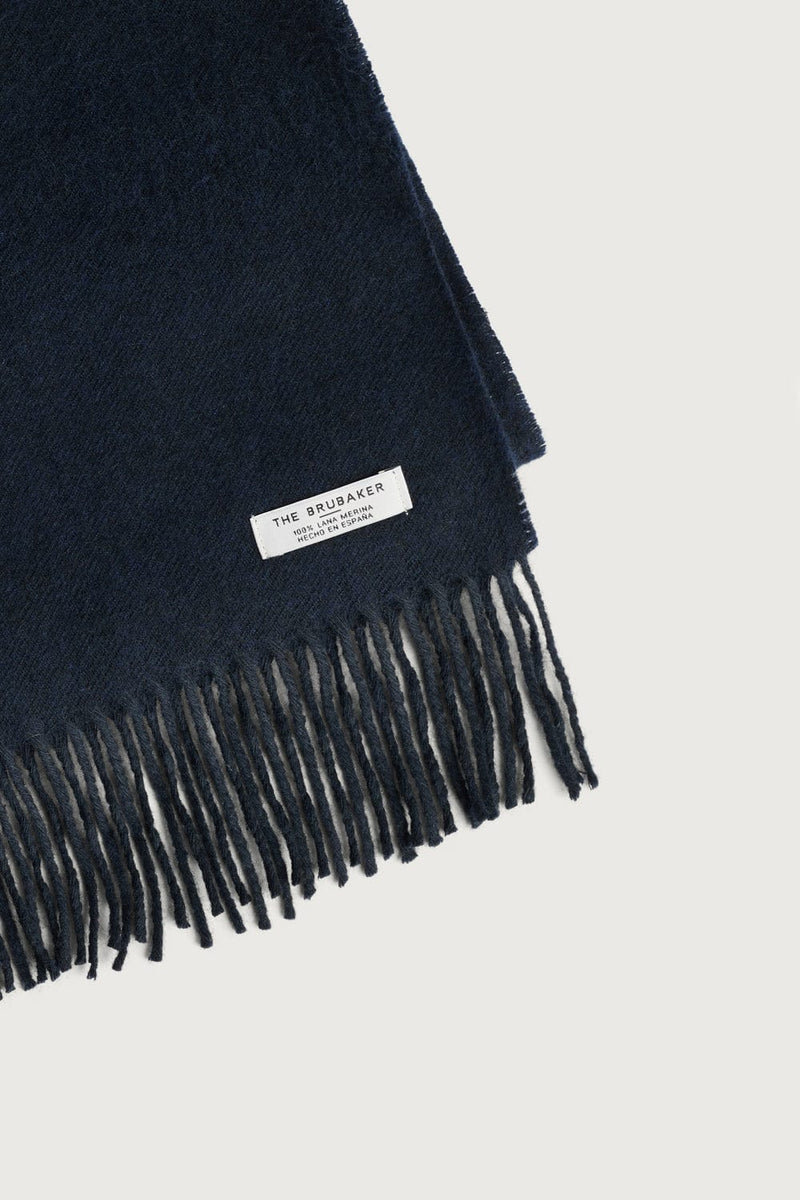 The Bufanda Azul Marino-zoom-