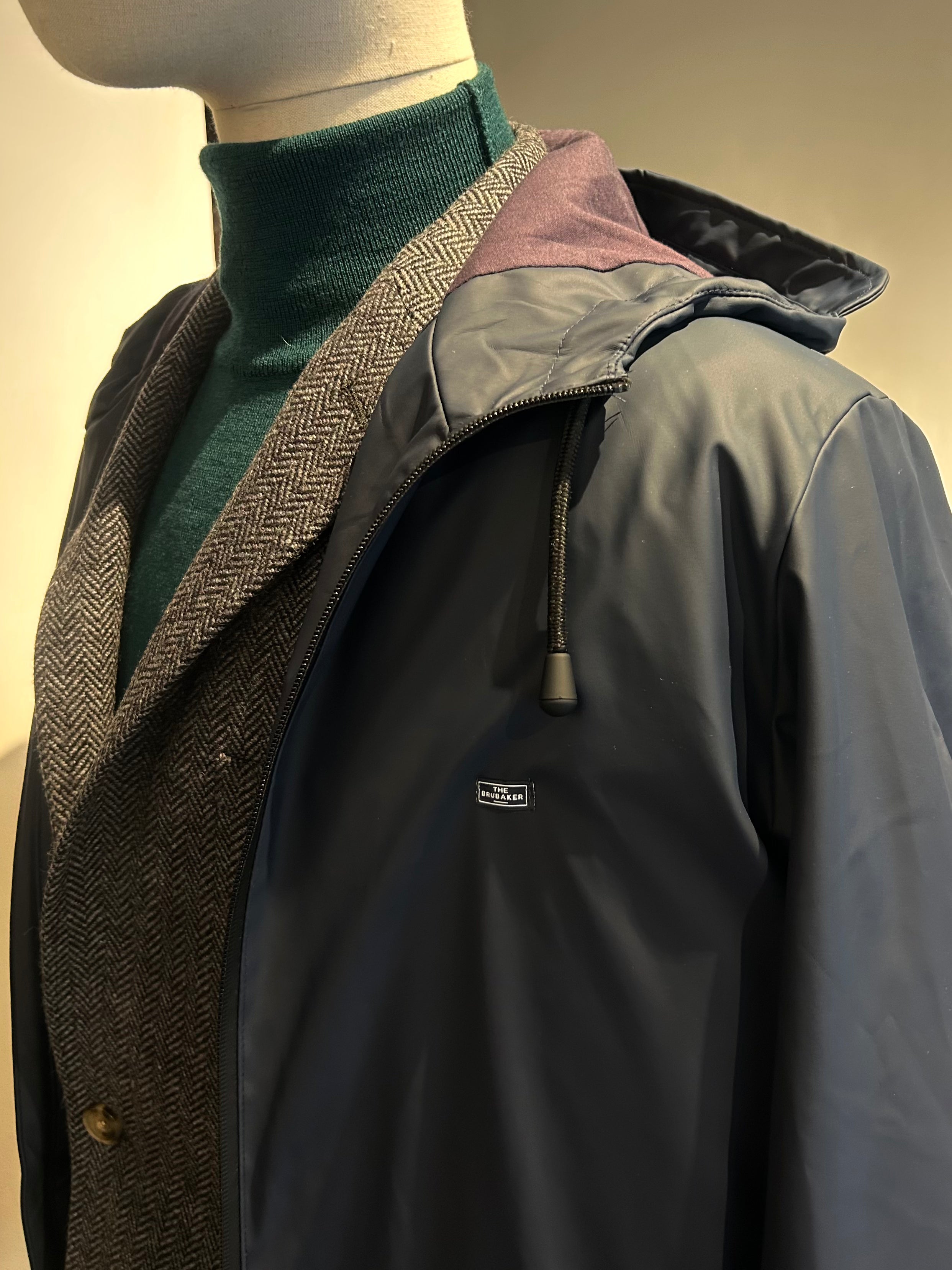 The Windbreaker Azul Marino-zoom-1