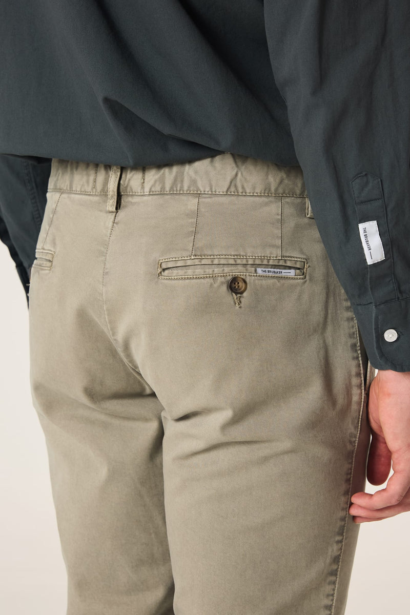 The Chino Marrón Castañeda-zoom-