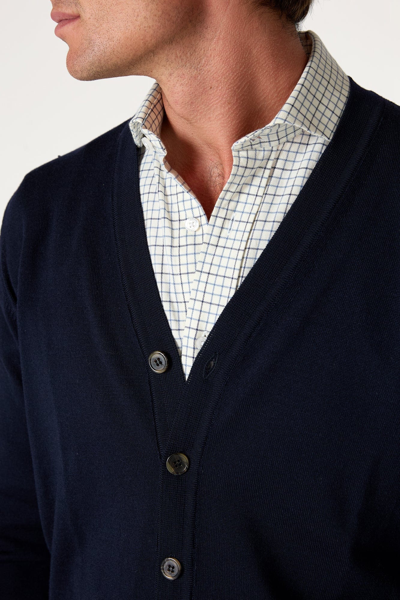 The Cardigan Merino Azul Marino-zoom-4