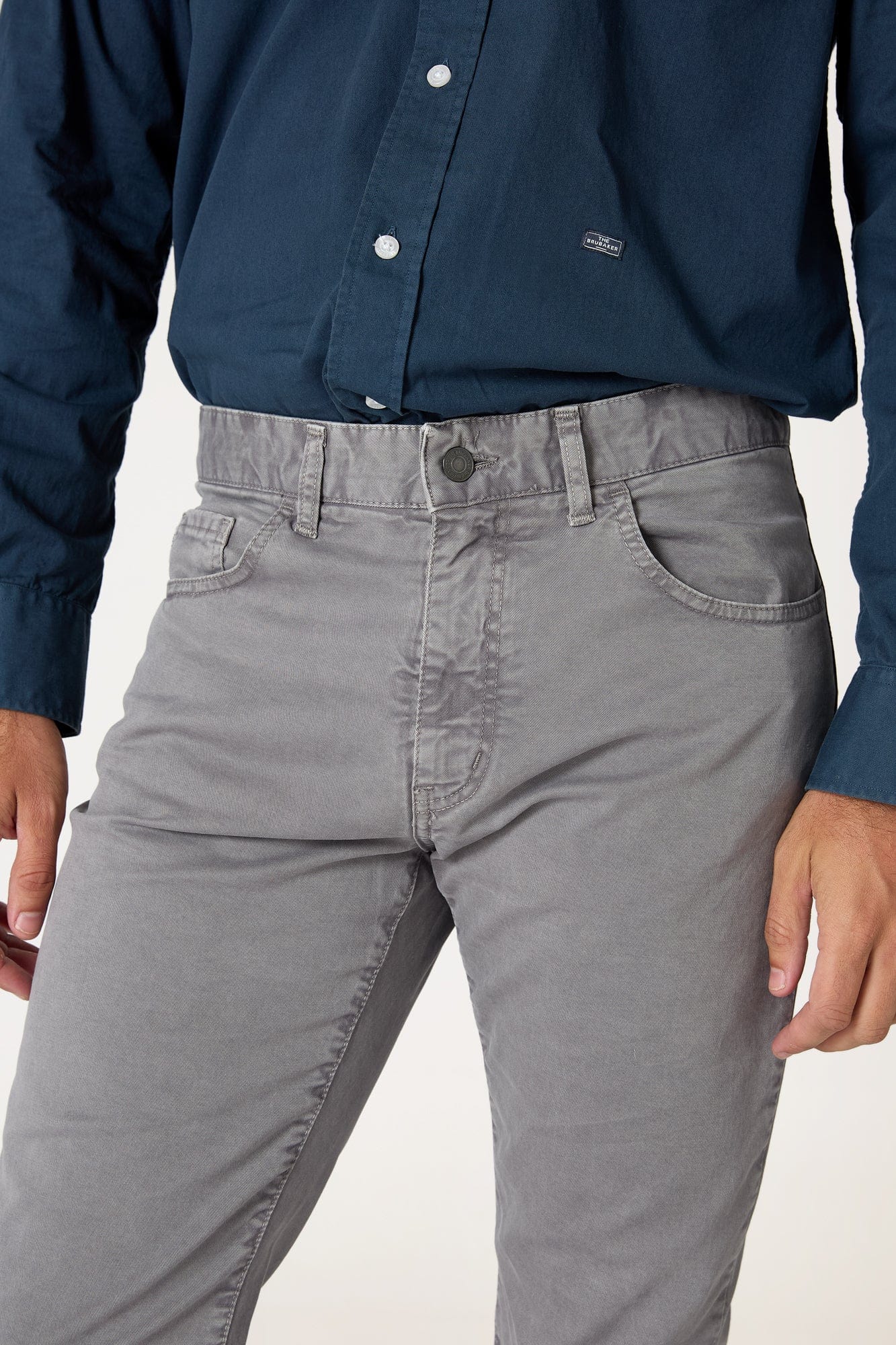 The 5 Pocket Gris Santurce
