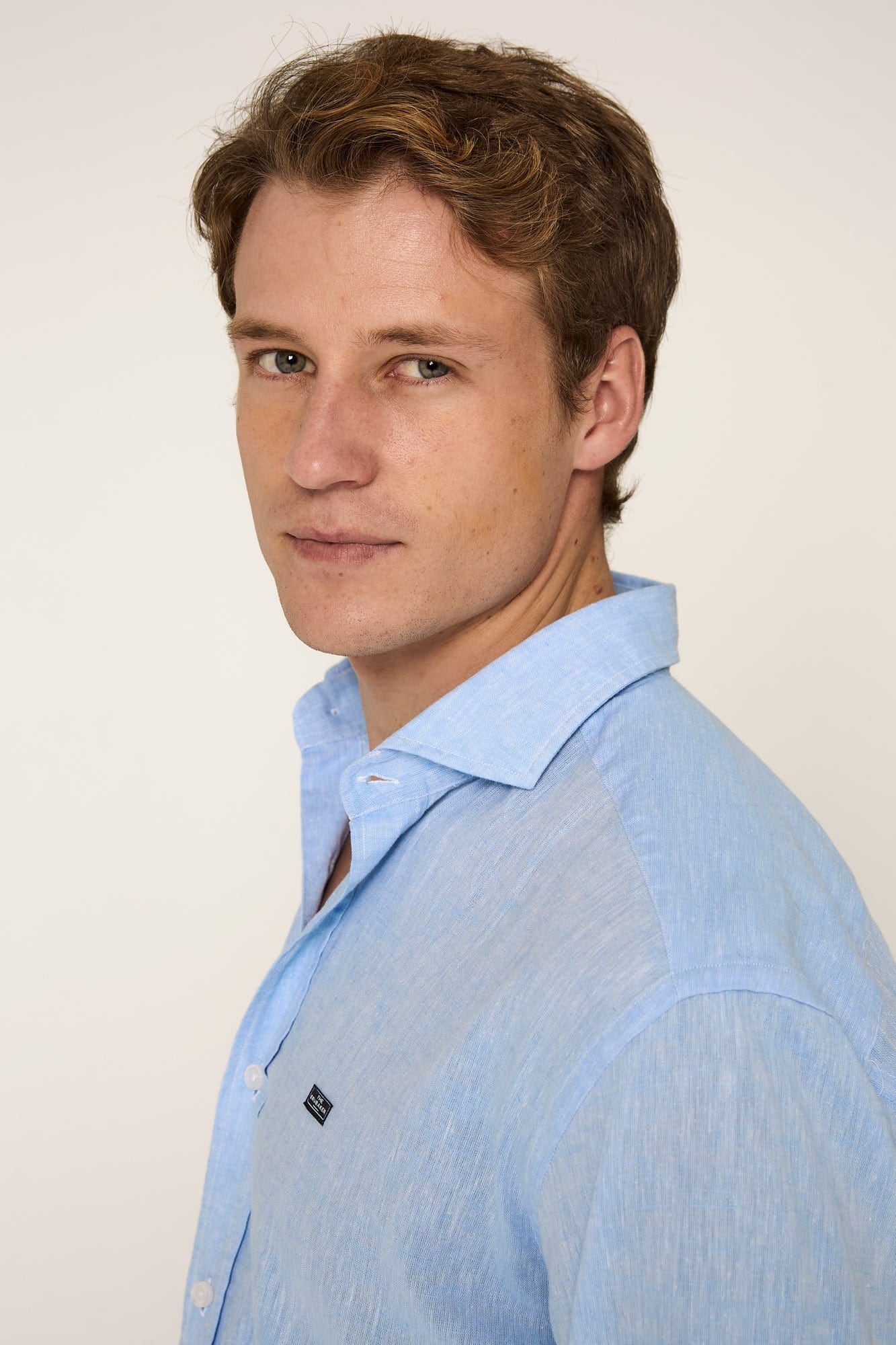 The Cotton Linen Camisa Azul Claro-3