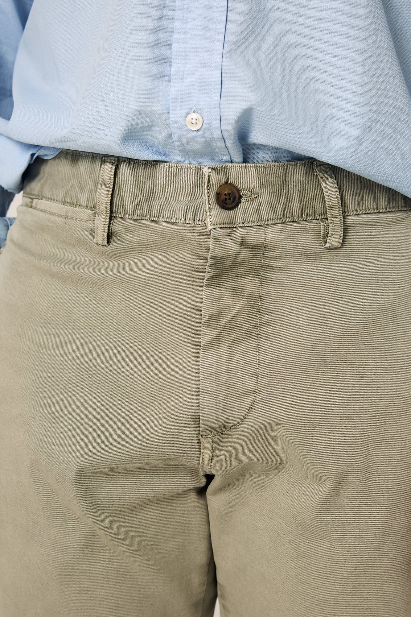 The Chino Verde Khaki-zoom-2