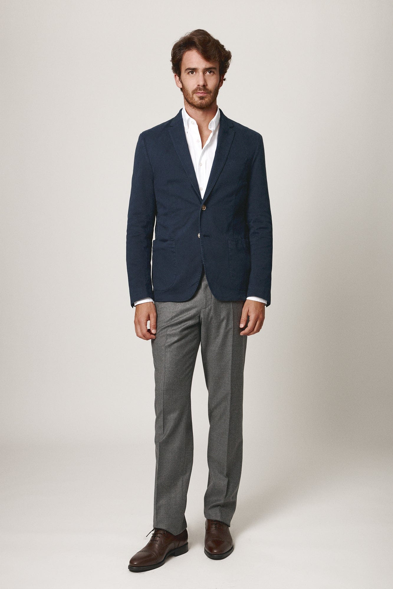 The Gabardina Azul Marino