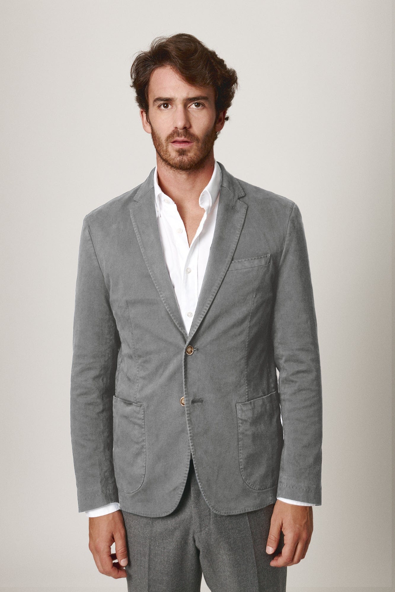 The Gabardina Gris Nijar