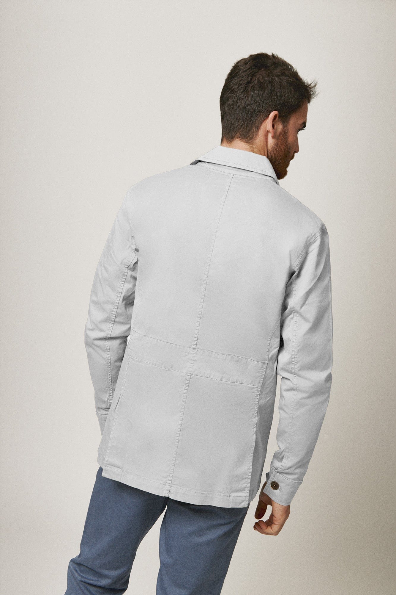 The Worker Gris-4