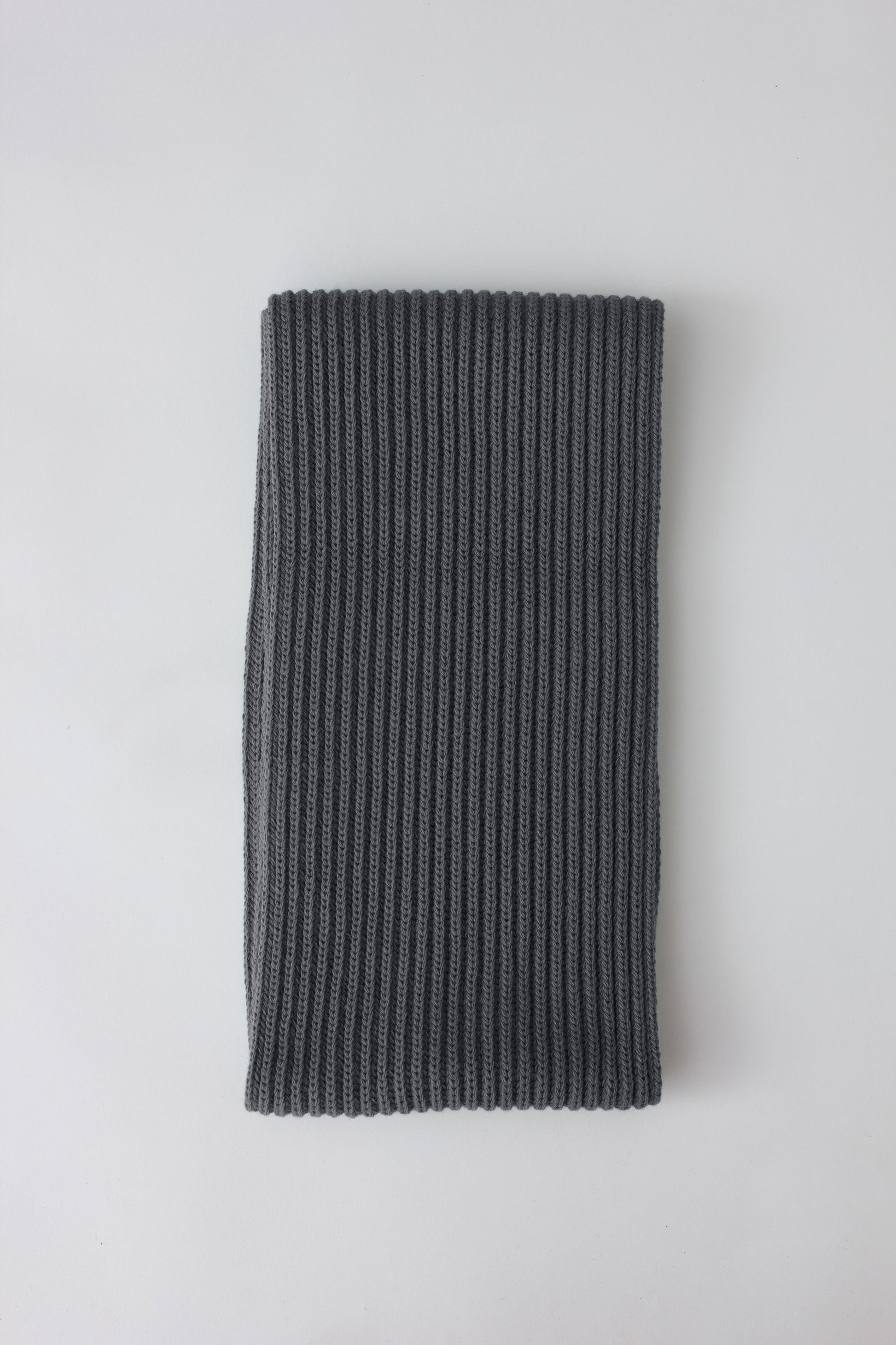 The Bufanda Gris-1