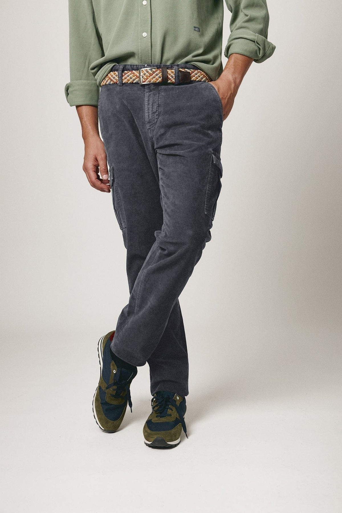 The Chino Micropana Cargo Gris Buitrago-zoom-1