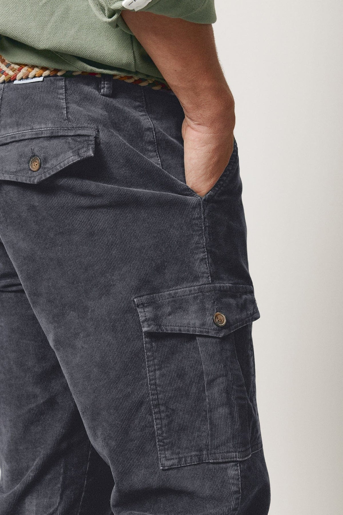 The Chino Micropana Cargo Gris Buitrago-zoom-4