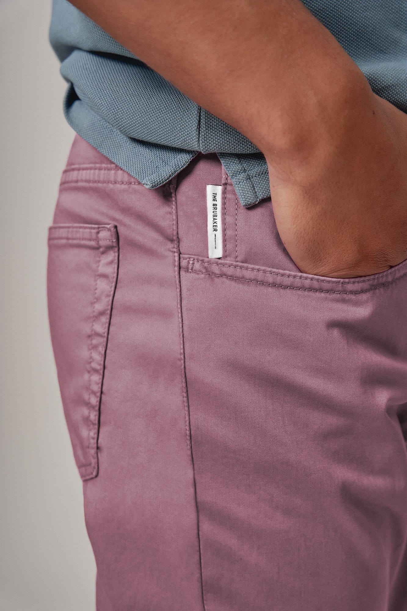 The 5 Pocket Rosa Penedes-3